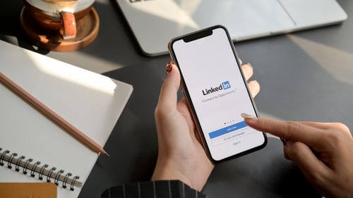 The 2024 Guide To LinkedIn For Businesses That Are New To The Platform