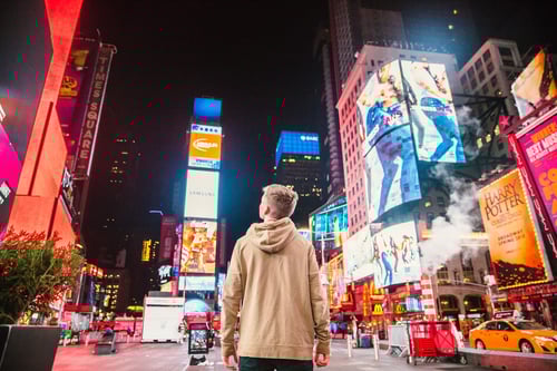Passive VS Active Advertising – Which One is Right for You?